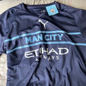 Man City 21/22 third jersey